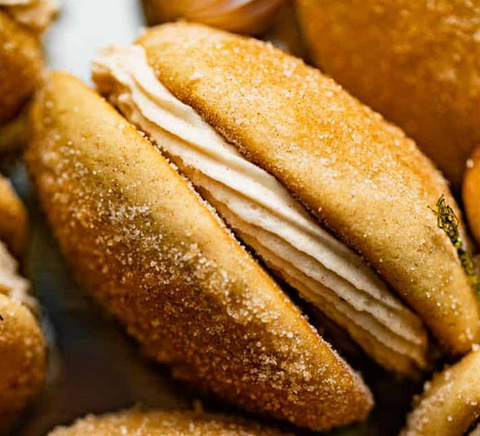 Snickerdoodle Whoopie Pie